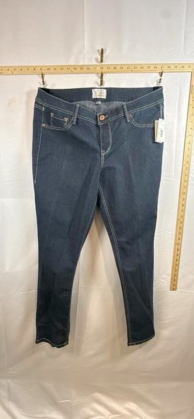 NWT Simply Emma Womens 18W Straight Bootcut Jeans Dark Wash Stretch Plus Size